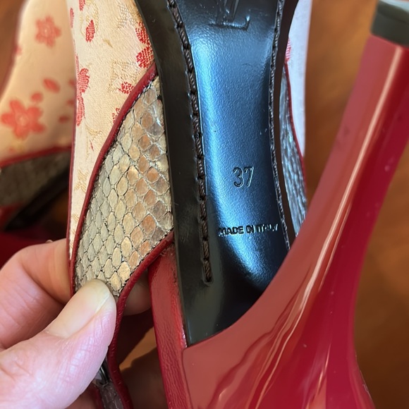 Louis Vuitton Satin Cherry Blossom Peep-Toe Heels - Picture 6 of 6